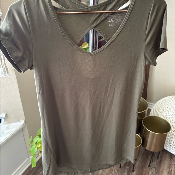 Women’s Set of 2 Tees - Picture 2 of 6